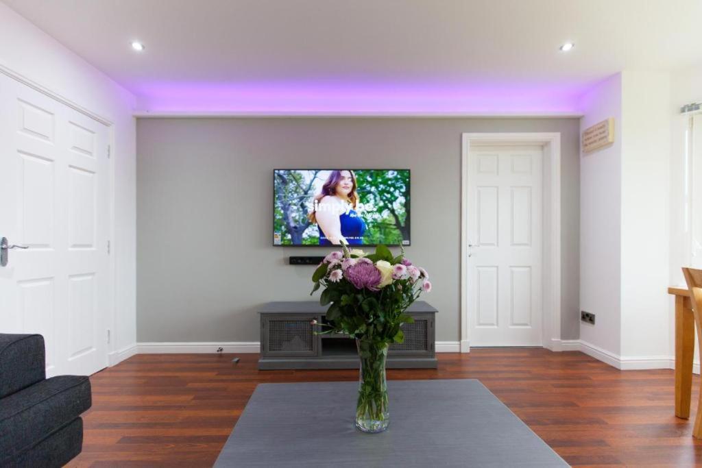 Super Prime Park View Duloch By Tba Apartment Dunfermline Bagian luar foto